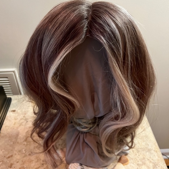 HUMAN HAIR TOPPER - Picture 2 of 8